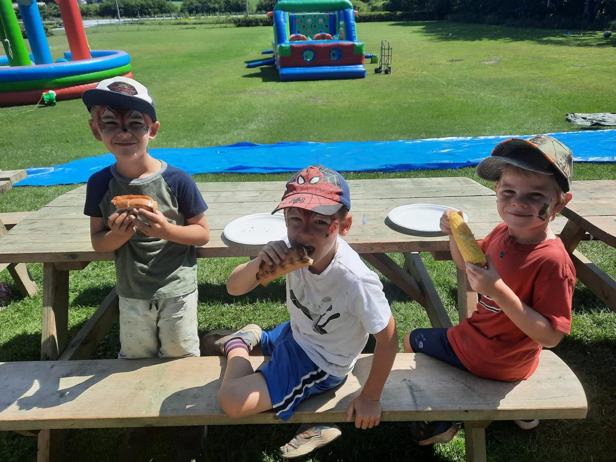 299663492_10166415895435573_2005357385707552725_n