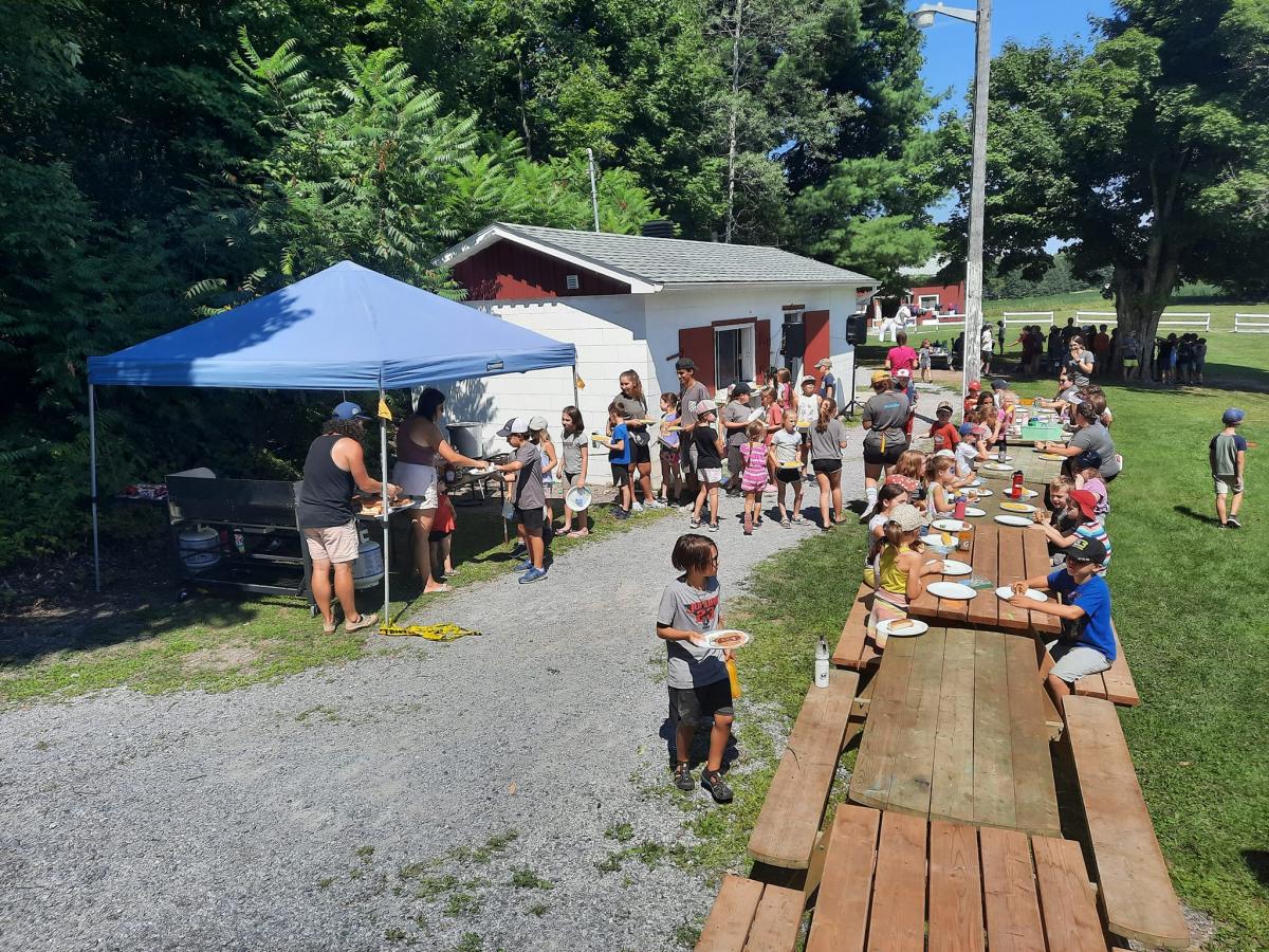 299745632_10166415894310573_879210585784478090_n